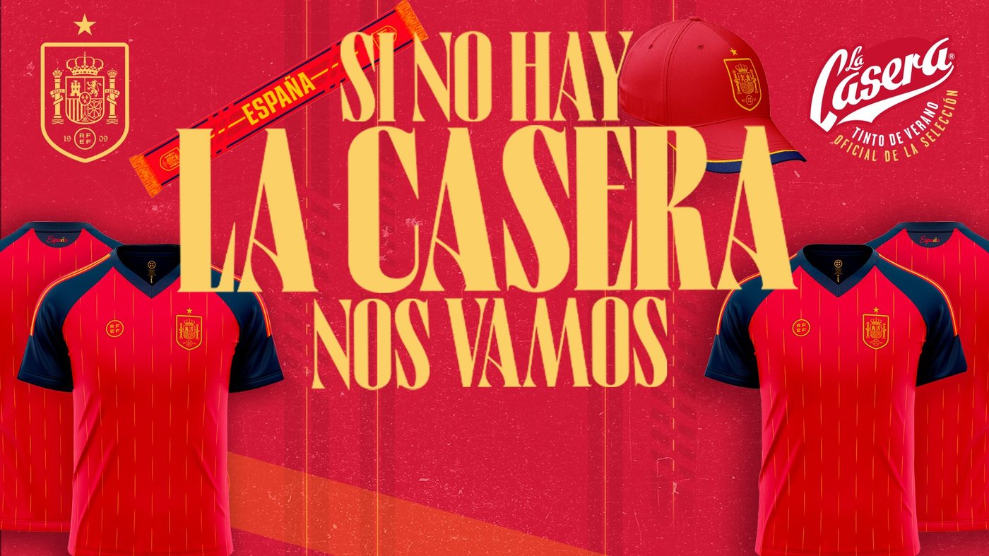 Si no hay La Casera nos vamos. Pack oficial de la Selección Española con camisetas, bufanda y gorra.